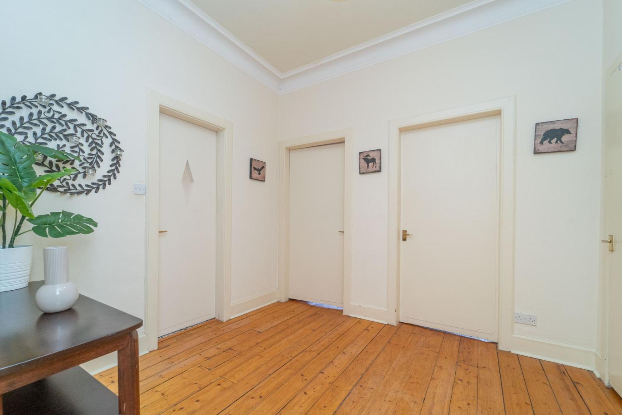 Large City Corner Apartment إدنبرة المظهر الخارجي الصورة